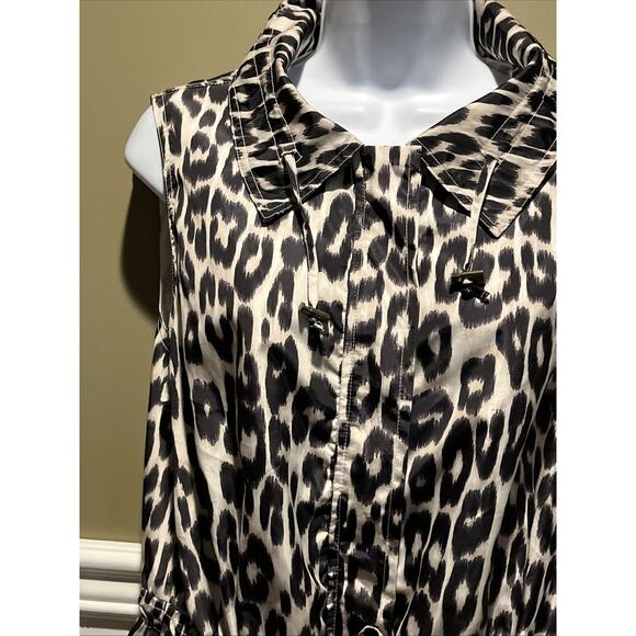 Women's Weekends by CHICOS Vest Size 2 (US Sz L) Leopard Print Black & White. - Picture 4 of 8